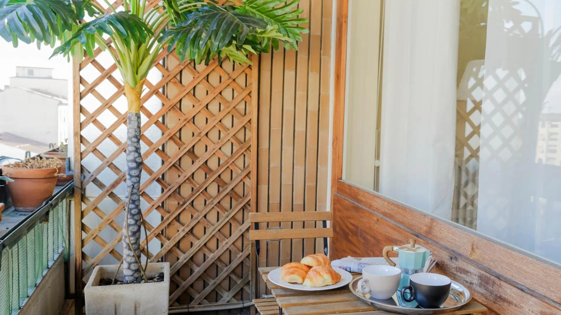 Casa Ari - Bright And Spacious Flat With Terrace Apartment Florence 0*,